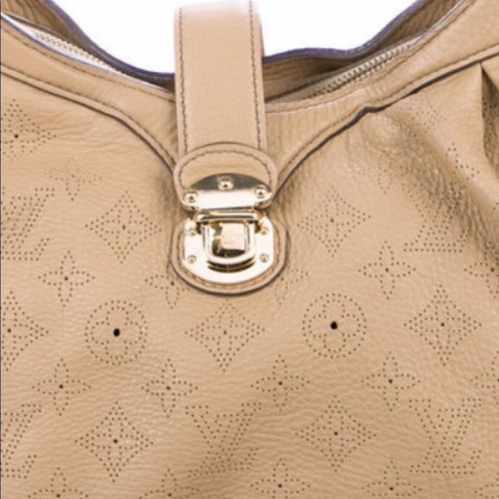 ISO LV brown mahina wallet to match this purse. - Picture 3 of 4